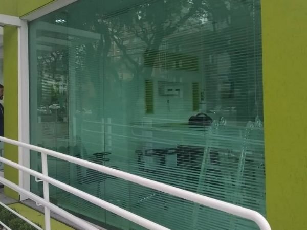 Película de Proteção Sisofilme Funcionários Belo Horizonte Película de Proteção para Janelas estilo Insulfilm em Funcionários Belo Horizonte